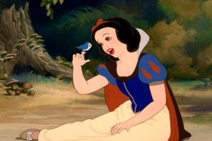 branca-de-neve-e-os-sete-anc3b5es