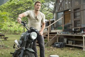 jurassic-world-chris-pratt-100703
